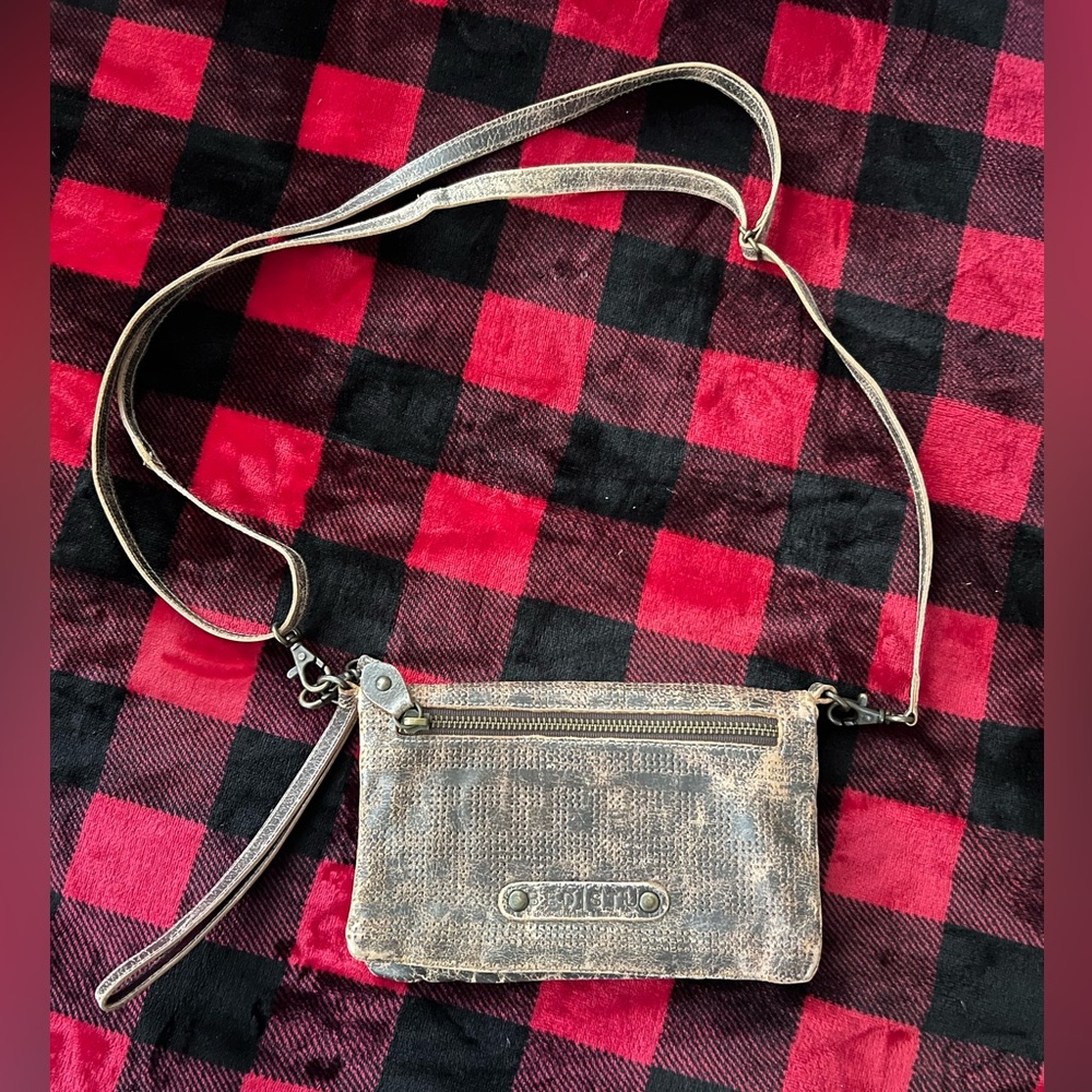 Bed Stü Cadence Crossbody/Wristlet